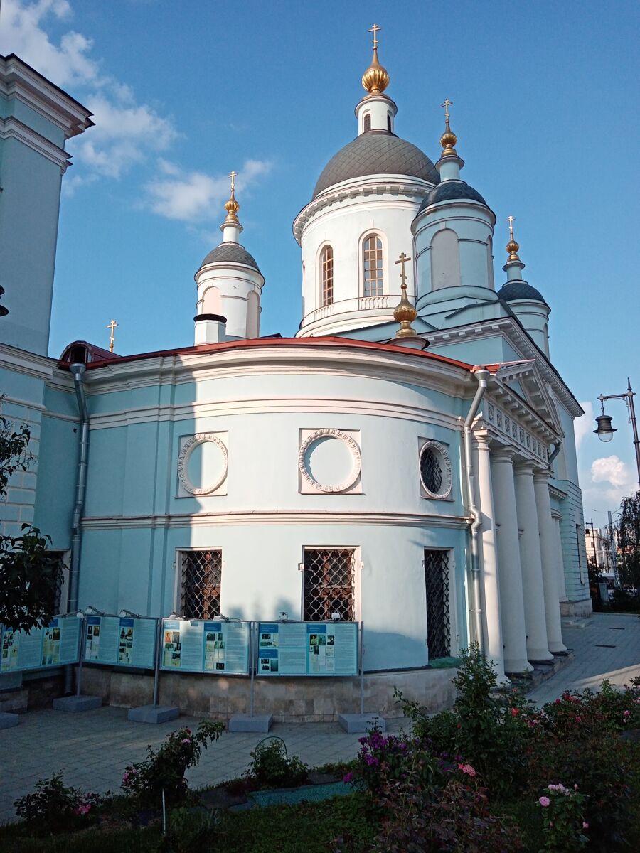 Церковь Сергия Радонежского (Троицы Живоначальной) в Рогожской слободе, Таганский (Центральный административный округ (ЦАО), г. Москва). архитектурные детали, Вид на храм с юго-запада