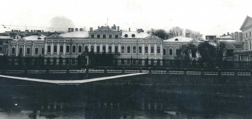 Домовая церковь Варвары великомученицы в Шереметевском дворце, Центральный район (Санкт-Петербург, г. Санкт-Петербург). общий вид в ландшафте