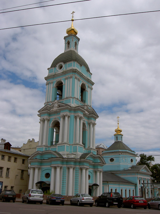 Таганский. Церковь Троицы Живоначальной в Серебряниках. фасады