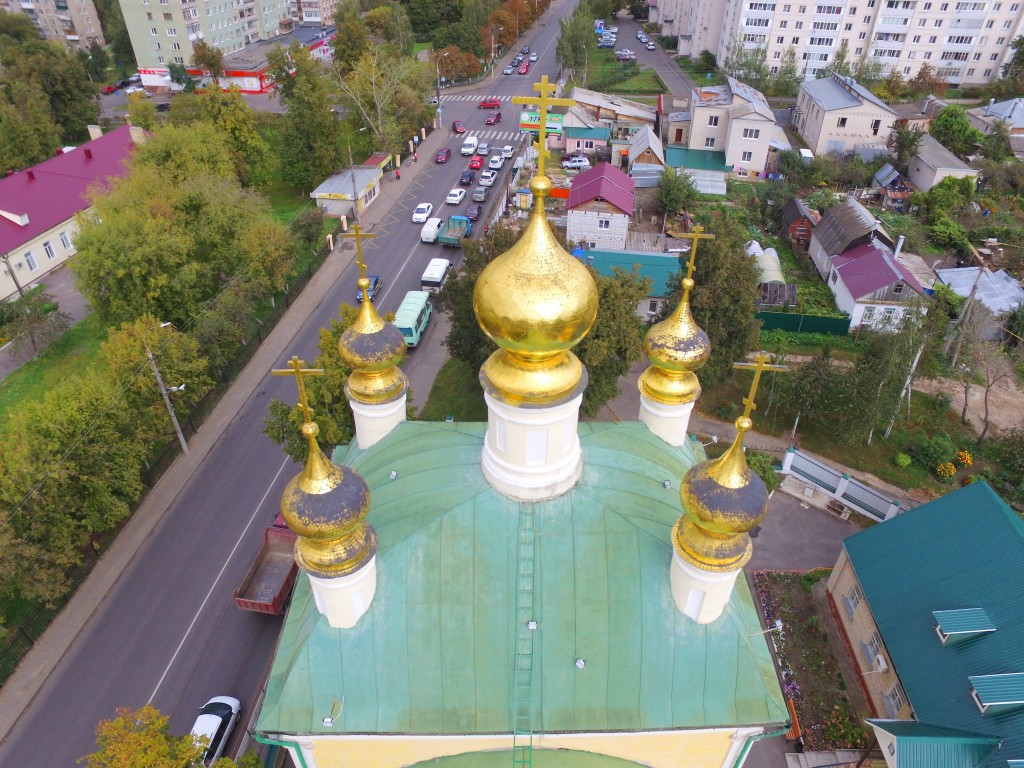 Кафедральный собор Ахтырской иконы Божией Матери, Орёл (Орёл, город, Орловская область). архитектурные детали, Завершение основного объема собора, фото с квадрокоптера