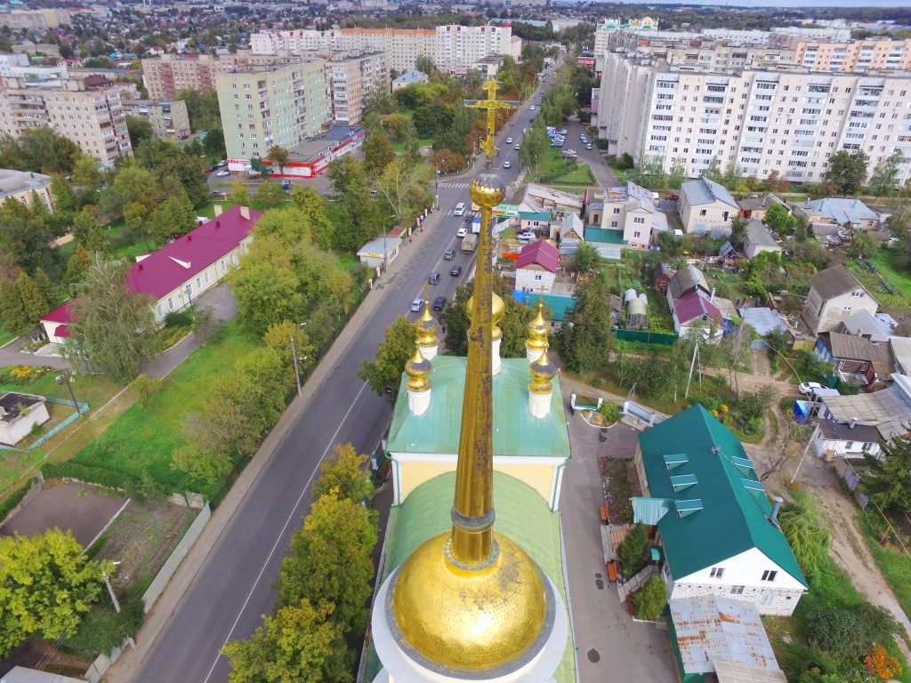 Кафедральный собор Ахтырской иконы Божией Матери, Орёл (Орёл, город, Орловская область). архитектурные детали, Завершение колокольни собора, фото с квадрокоптера