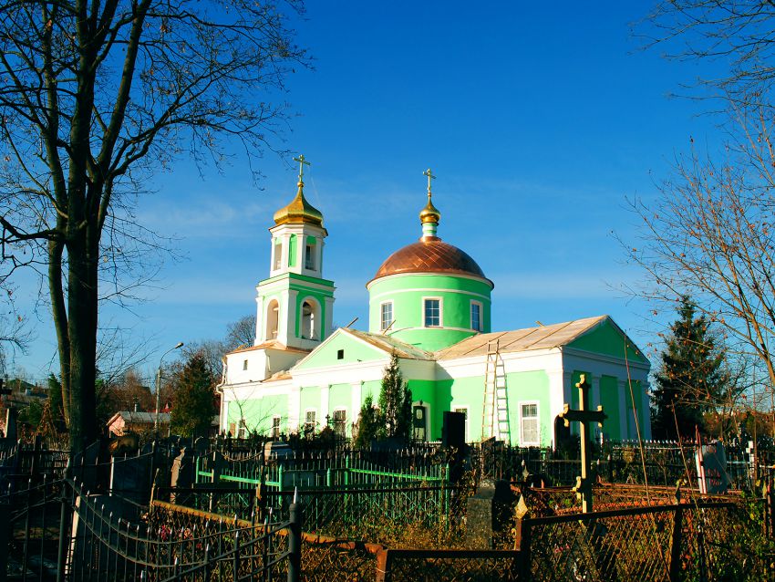 Св орел. Свято Троицкий храм Орел. В Орле храм Троица. Церковь Троицы Живоначальной в Троицком.