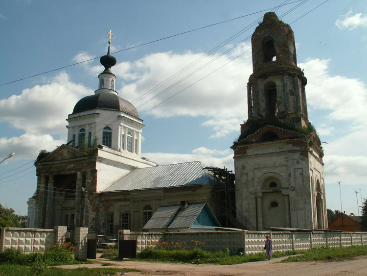 Мценск. Церковь Воздвижения Креста Господня. фасады