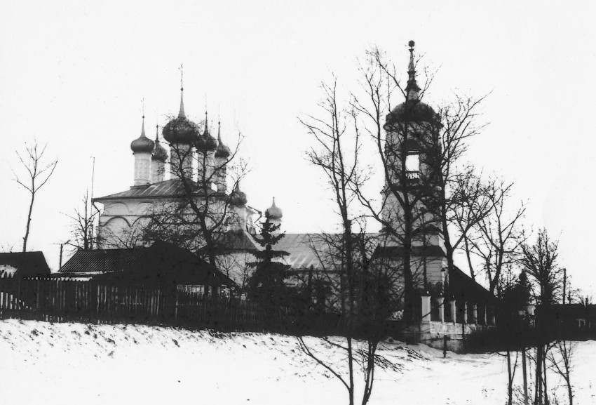 Мценск. Церковь Петра и Павла. фасады, Фото В.В. Лелецкого