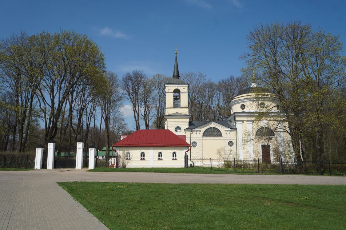 Спасское-Лутовиново. Церковь Спаса Преображения. фасады