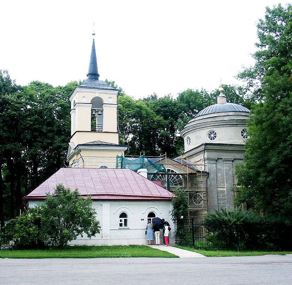 фасады. Церковь Преображения Господня, Спасское-Лутовиново (Мценский район и г. Мценск, Орловская область)