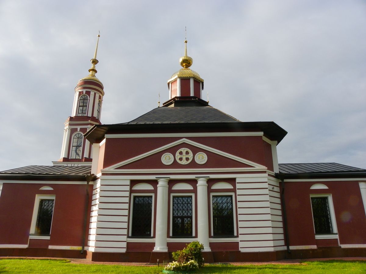 фасады. Суздальский православный лицей. Церковь Флора и Лавра, Суздаль (Суздальский район, Владимирская область)