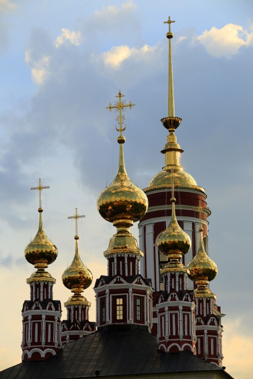 Суздаль. Суздальский православный лицей. Церковь Михаила Архангела. архитектурные детали