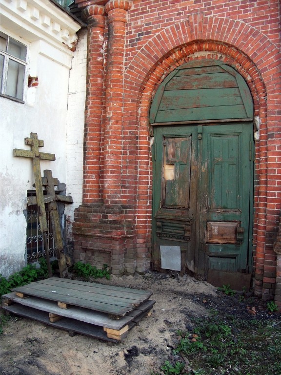 Верея. Церковь Покрова Пресвятой Богородицы. архитектурные детали