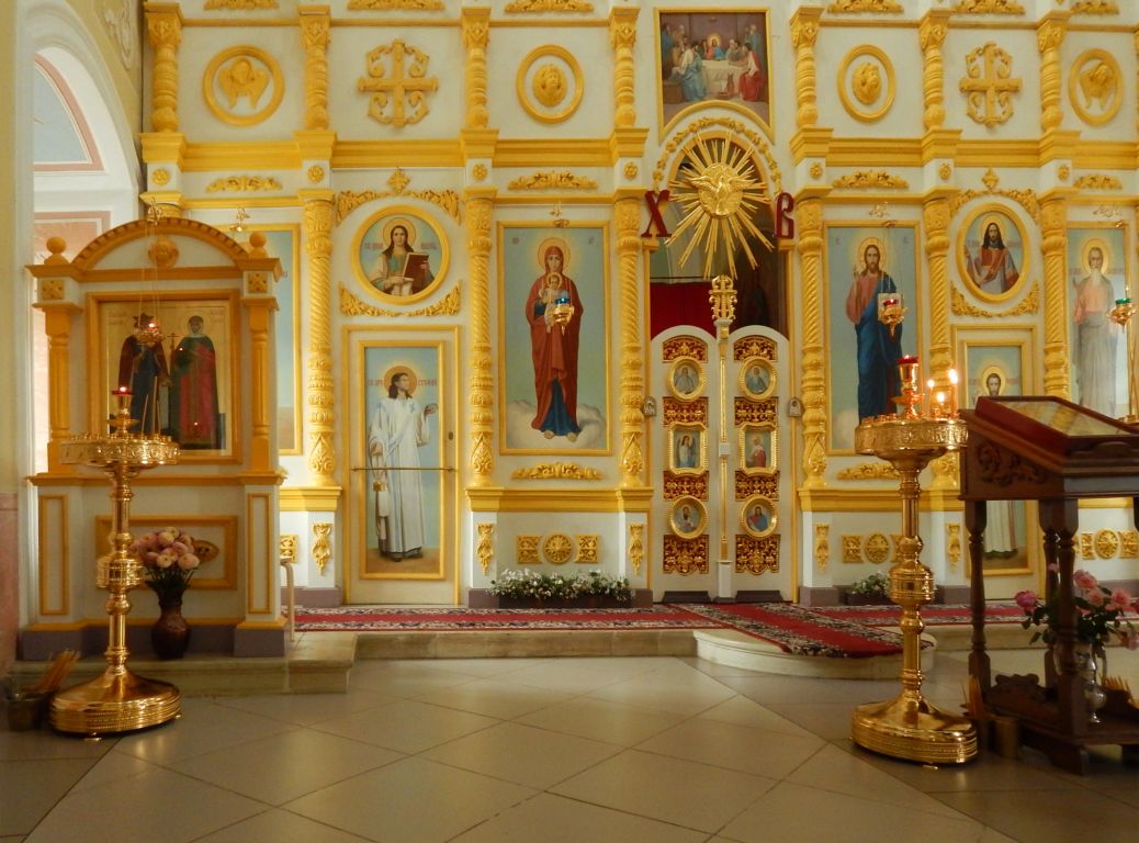 Церковь Константина и Елены, Верея (Наро-Фоминский городской округ, Московская область). интерьер и убранство