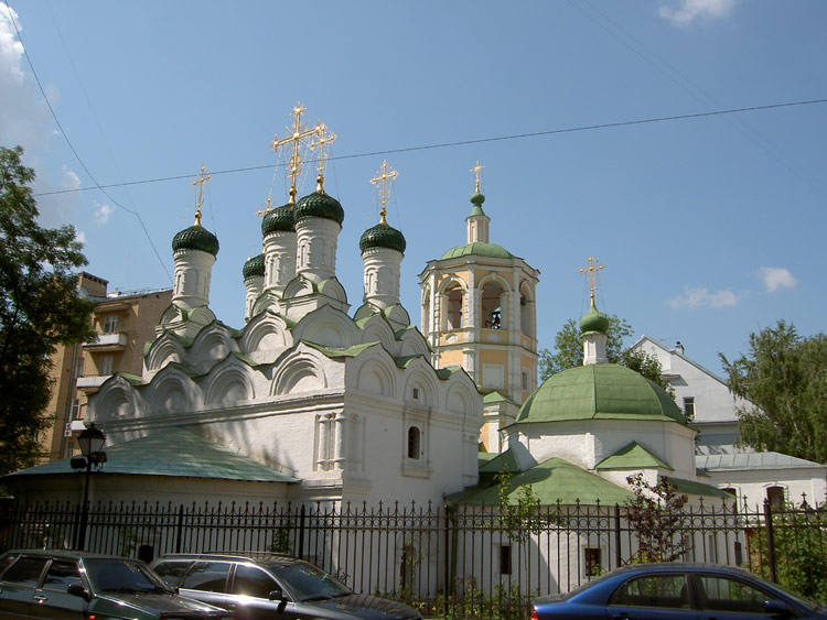 Тверской. Церковь Успения Пресвятой Богородицы в Путинках. фасады