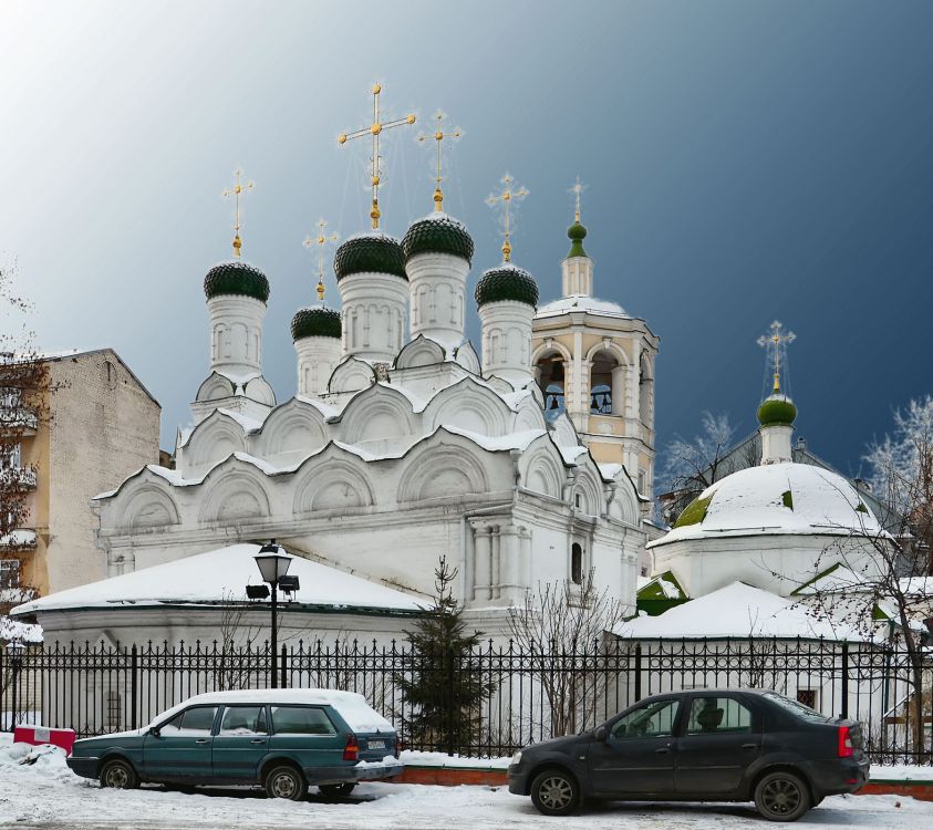 Тверской. Церковь Успения Пресвятой Богородицы в Путинках. фасады