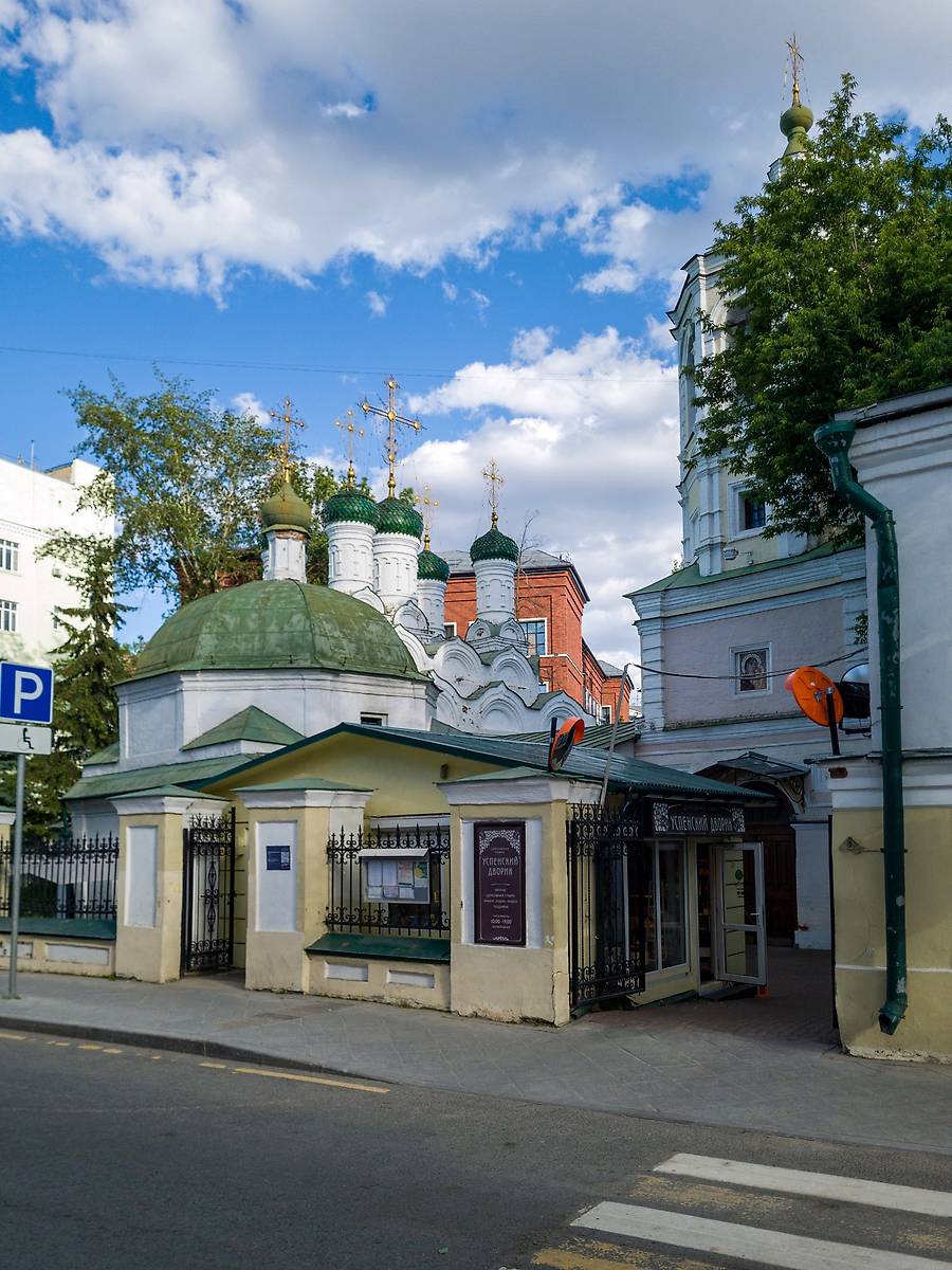 фасады. Церковь Успения Пресвятой Богородицы в Путинках, Тверской (Центральный административный округ (ЦАО), г. Москва)