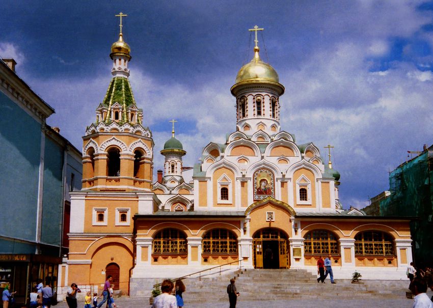 Собор Казанской иконы Божией Матери на Красной площади (новый), Тверской (Центральный административный округ (ЦАО), г. Москва). фасады