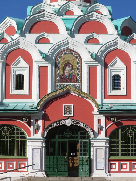 Собор Казанской иконы Божией Матери на Красной площади (новый), Тверской (Центральный административный округ (ЦАО), г. Москва). архитектурные детали