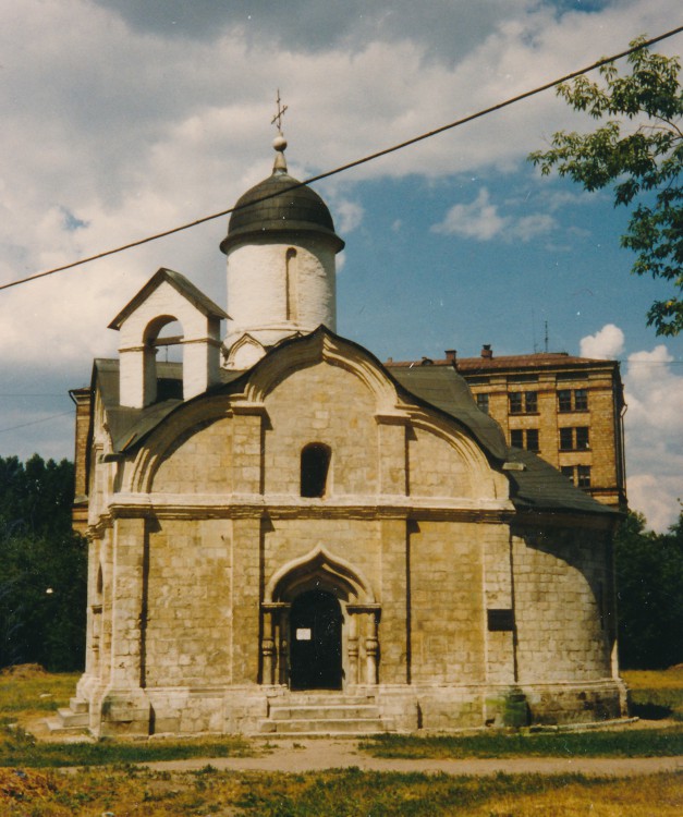 Мещанский. Церковь Трифона мученика в Напрудной. фасады