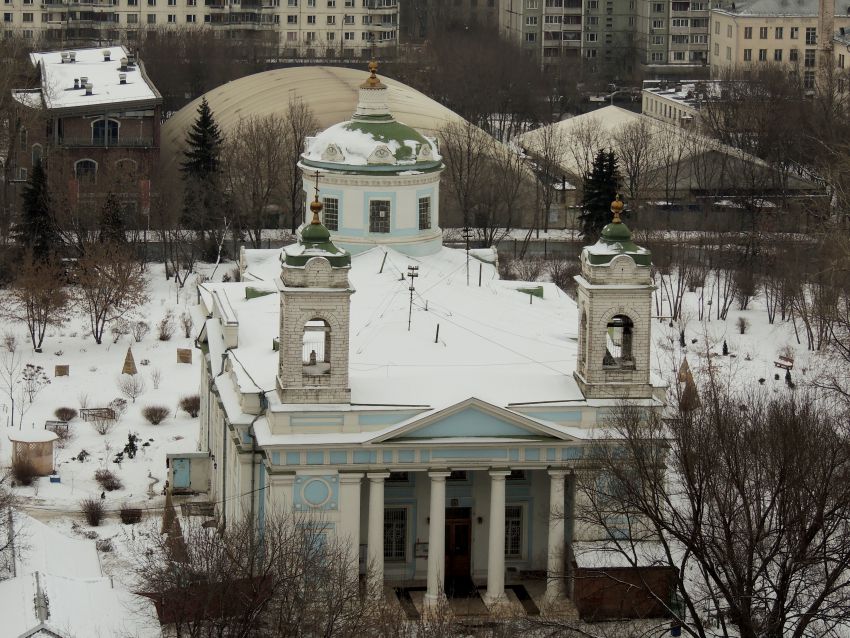 Мещанский. Церковь Сошествия Святого Духа на бывшем Лазаревском кладбище. общий вид в ландшафте