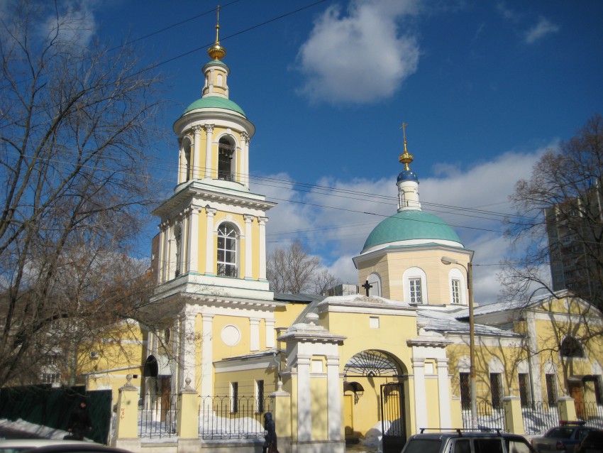Церковь Тихвинской иконы Божией Матери в Сущёве, Тверской (Центральный административный округ (ЦАО), г. Москва). фасады