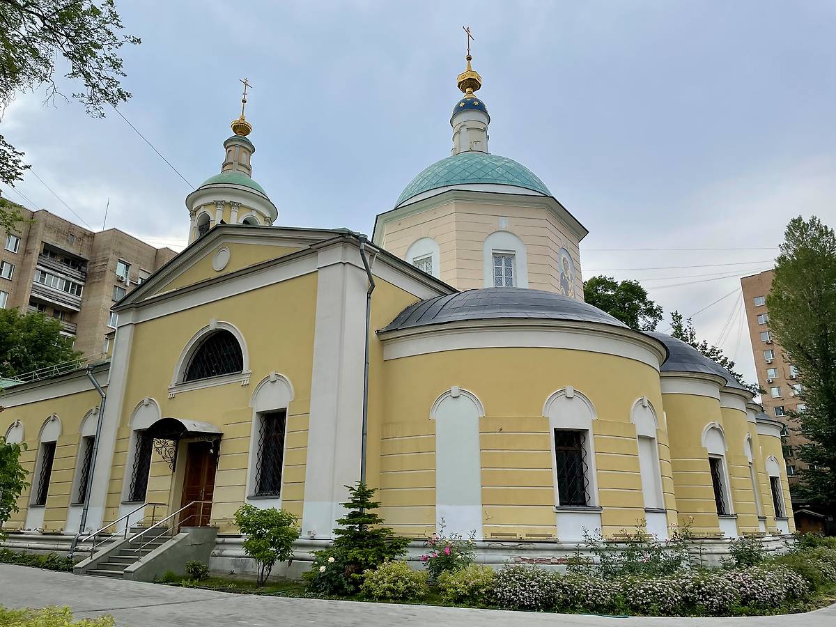 фасады. Церковь Тихвинской иконы Божией Матери в Сущёве, Тверской (Центральный административный округ (ЦАО), г. Москва)