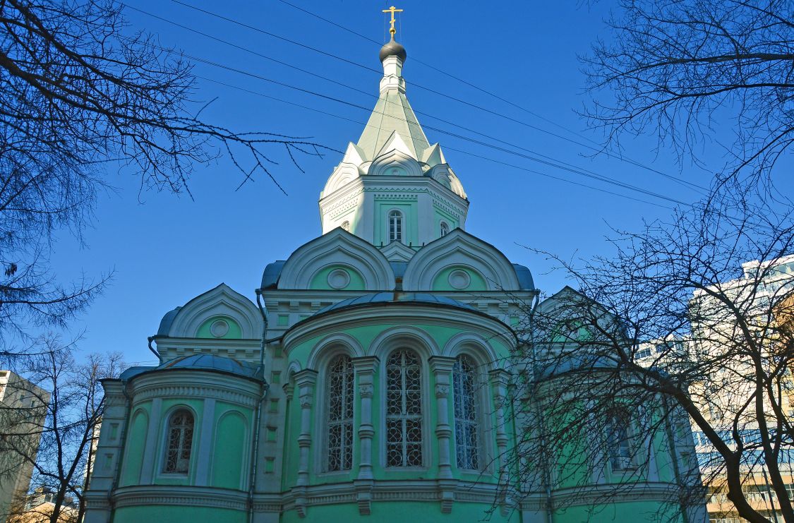 Церковь Троицы Живоначальной на Шаболовке, Якиманка (Центральный административный округ (ЦАО), г. Москва). фасады