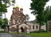 Якиманка. Николая Чудотворца (Троицы Живоначальной) на Берсеневке, в Верхних Садовниках, церковь