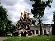 Якиманка. Николая Чудотворца (Троицы Живоначальной) на Берсеневке, в Верхних Садовниках, церковь
