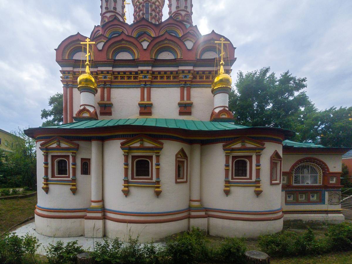 Церковь Николая Чудотворца (Троицы Живоначальной) на Берсеневке, в Верхних Садовниках, Якиманка (Центральный административный округ (ЦАО), г. Москва). фасады