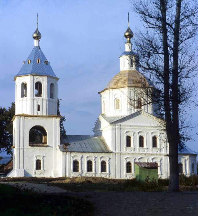 Церковь Богоявления Господня (Космы и Дамиана) в Заречье, Верея (Наро-Фоминский городской округ, Московская область). фасады