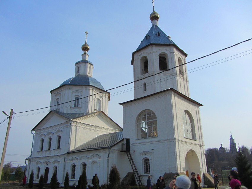 Верея. Церковь Богоявления Господня (Космы и Дамиана) в Заречье. фасады