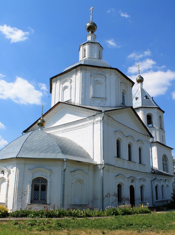 Церковь Богоявления Господня (Космы и Дамиана) в Заречье, Верея (Наро-Фоминский городской округ, Московская область). фасады