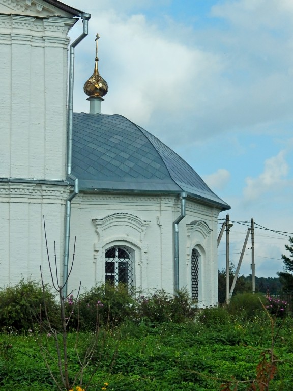 Церковь Богоявления Господня (Космы и Дамиана) в Заречье, Верея (Наро-Фоминский городской округ, Московская область). архитектурные детали