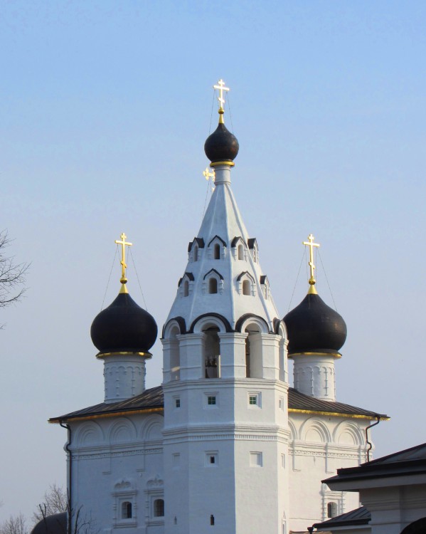 Верея. Спасский монастырь. Церковь Входа Господня в Иерусалим. архитектурные детали