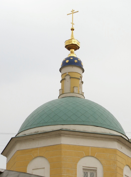 Церковь Тихвинской иконы Божией Матери в Сущёве, Тверской (Центральный административный округ (ЦАО), г. Москва). архитектурные детали, Завершение основного объема храма