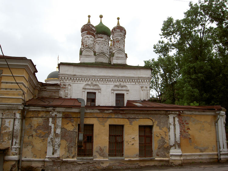 Мещанский. Богородице-Рождественский монастырь. Церковь Иоанна Златоуста. архитектурные детали