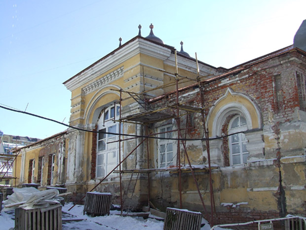 Мещанский. Богородице-Рождественский монастырь. Церковь Иоанна Златоуста. архитектурные детали