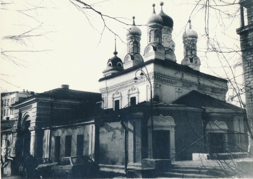 Богородице-Рождественский монастырь. Церковь Иоанна Златоуста, Мещанский (Центральный административный округ (ЦАО), г. Москва). фасады