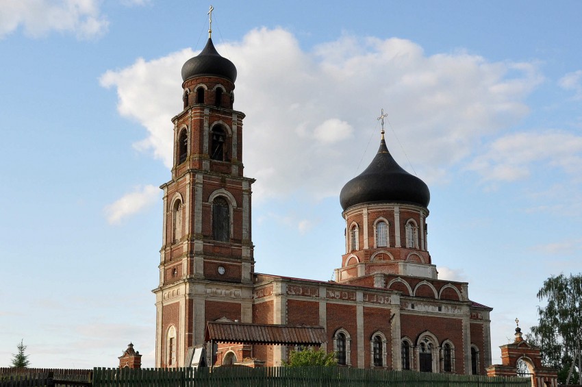 Сокольниково. Церковь Воздвижения Креста Господня. фасады