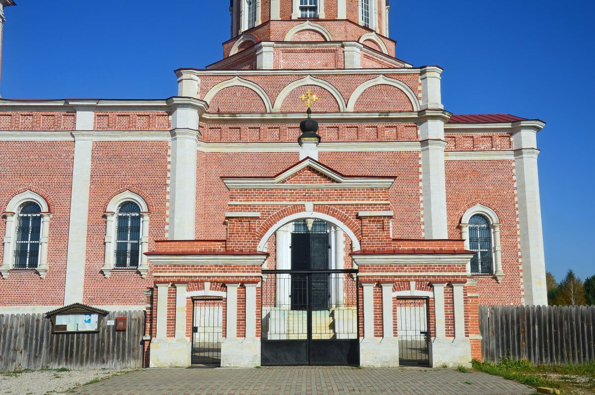 Церковь Воздвижения Креста Господня, Сокольниково (Домодедовский городской округ, Московская область). архитектурные детали