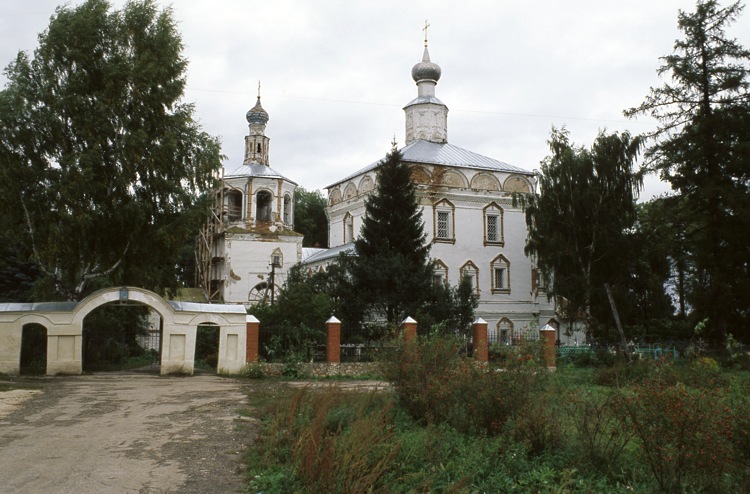 Венёв-Монастырь. Никольско-Успенский женский монастырь. фасады