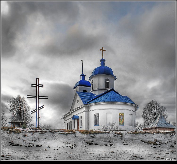 Волхов, город. Церковь Михаила Архангела. фасады