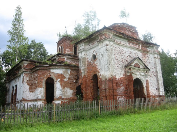 Мелехово. Церковь Покрова Пресвятой Богородицы. фасады