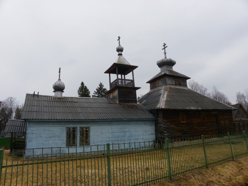 Усть-Чёрная. Церковь Рождества Пресвятой Богородицы. фасады