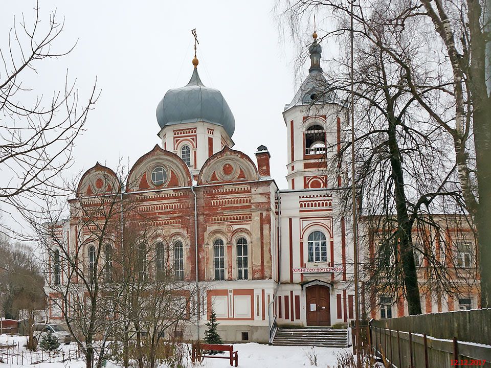 Церковь Успения Пресвятой Богородицы, Вышний Волочёк (Вышневолоцкий район и г. Вышний Волочёк, Тверская область). фасады