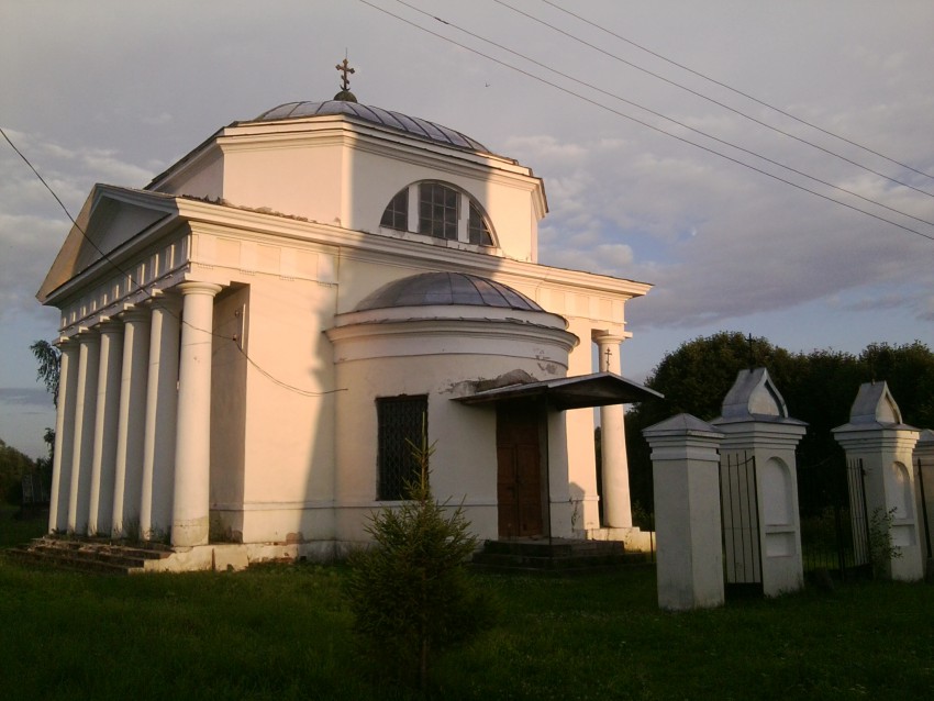 Церковь Казанской иконы Божией Матери, Арпачёво (Торжокский район и г. Торжок, Тверская область). фасады