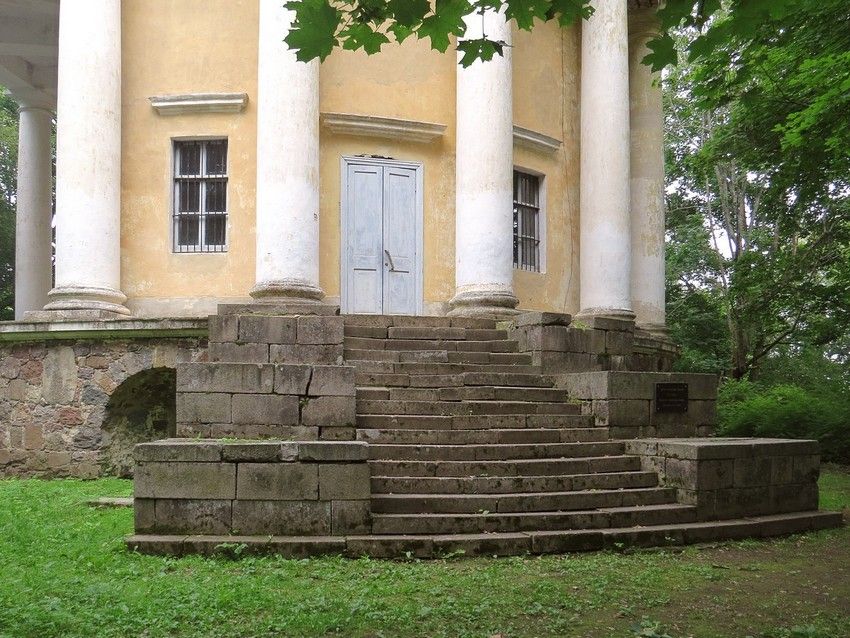 Церковь Воскресения Христова, Никольское (Торжокский район и г. Торжок, Тверская область). архитектурные детали