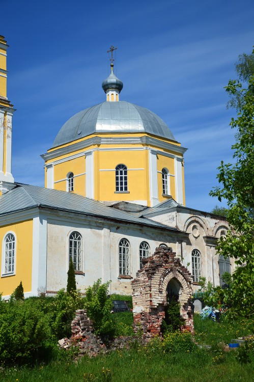 Церковь Спаса Преображения, Спас (Торжокский район и г. Торжок, Тверская область). архитектурные детали
