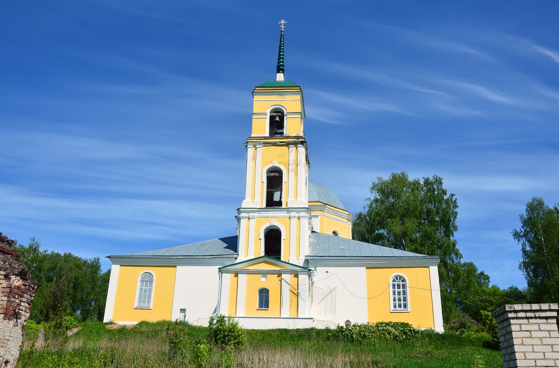 Церковь Спаса Преображения, Спас (Торжокский район и г. Торжок, Тверская область). фасады
