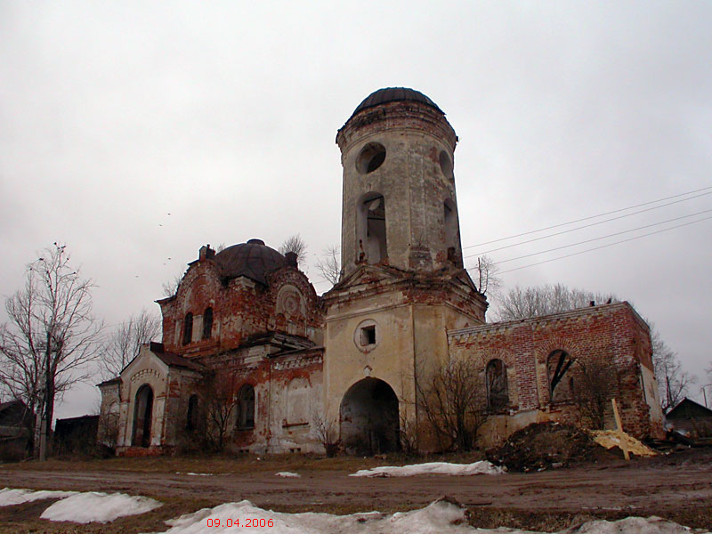 Белый Омут. Церковь Николая Чудотворца. фасады