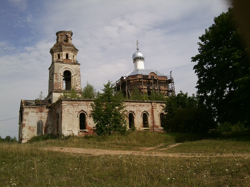 Страшевичи. Церковь Рождества Пресвятой Богородицы. фасады