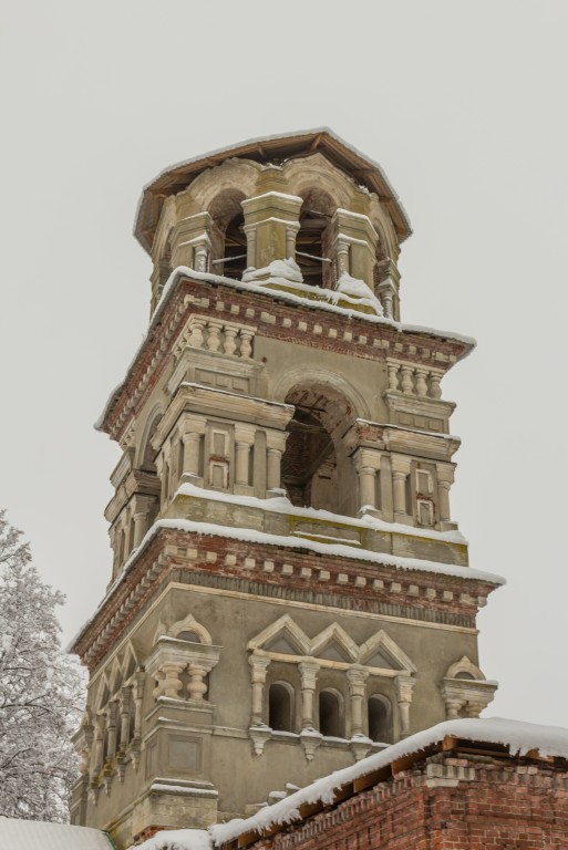 Церковь Димитрия Ростовского, Глухово (Высоковское сельское поселение) (Торжокский район и г. Торжок, Тверская область). архитектурные детали